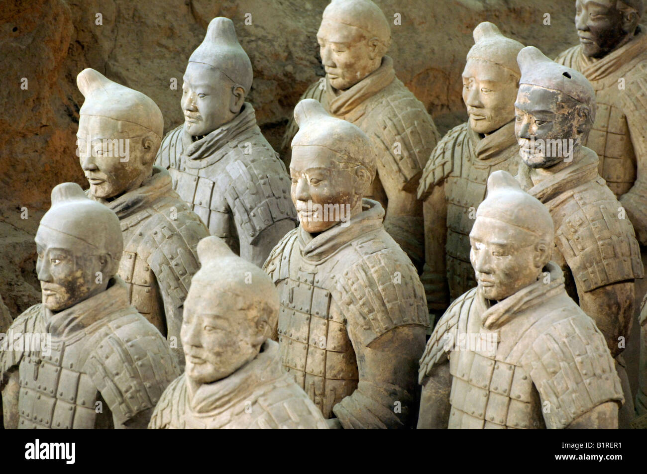 Terrakotta-Armee, Krieger, Teil des Grabes Komplex, Grube 1, Mausoleum des ersten Qin-Kaisers in der Nähe von Xi ' an, Provinz Shaanxi, Ch Stockfoto