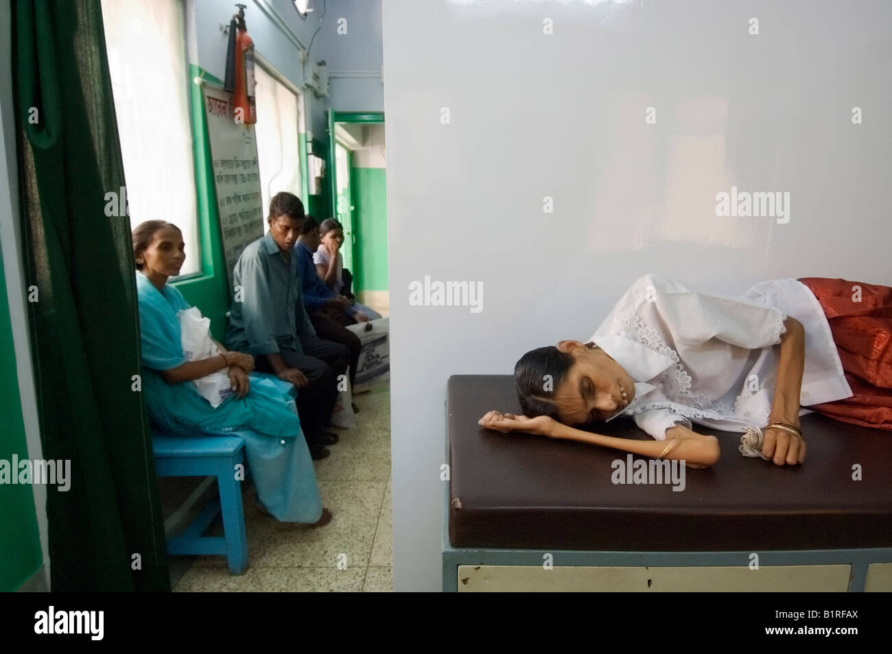 Ernsthaft krank Tuberkulose Patienten in einer TB-Klinik, Howrah, Hooghly, Westbengalen, Indien Stockfoto