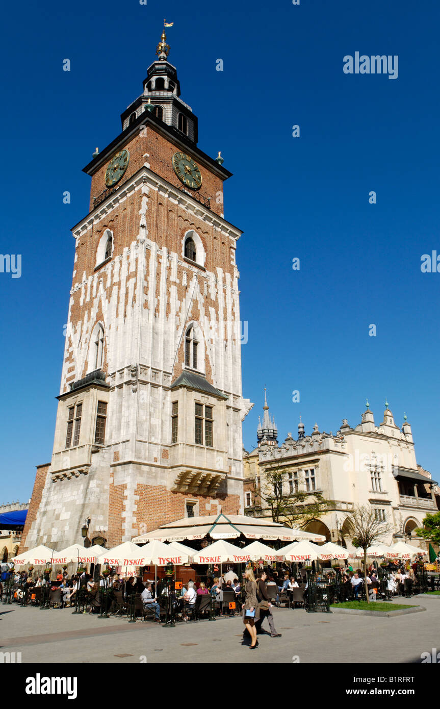 Rathausturm am Rynek Krakowski, Hauptmarkt, UNESCO World Heritage Site, Krakau, Polen, Europa Stockfoto