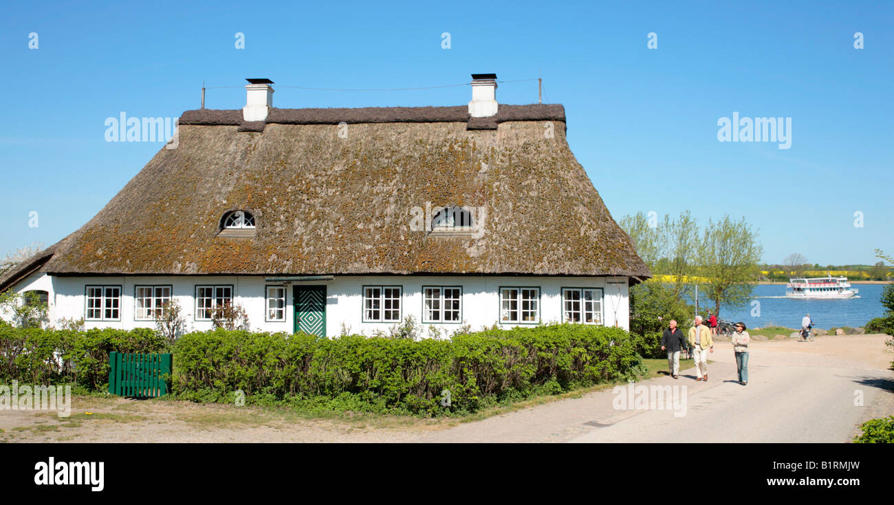 Reetgedeckten Haus In Sieseby An Der Ostsee Fjord Schlei Im Norden