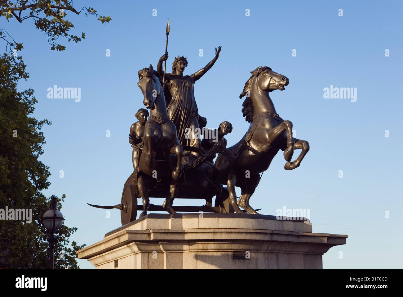 London, England, Vereinigtes Königreich. Statue der Boudicca in der Nähe von Westminster Bridge Stockfoto