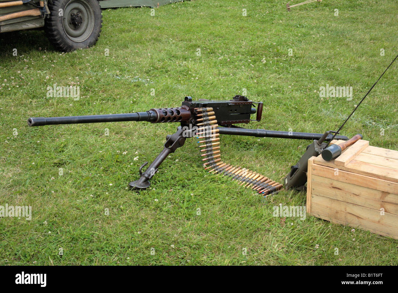 Maschinengewehr-Gürtel gefüttert Stockfoto
