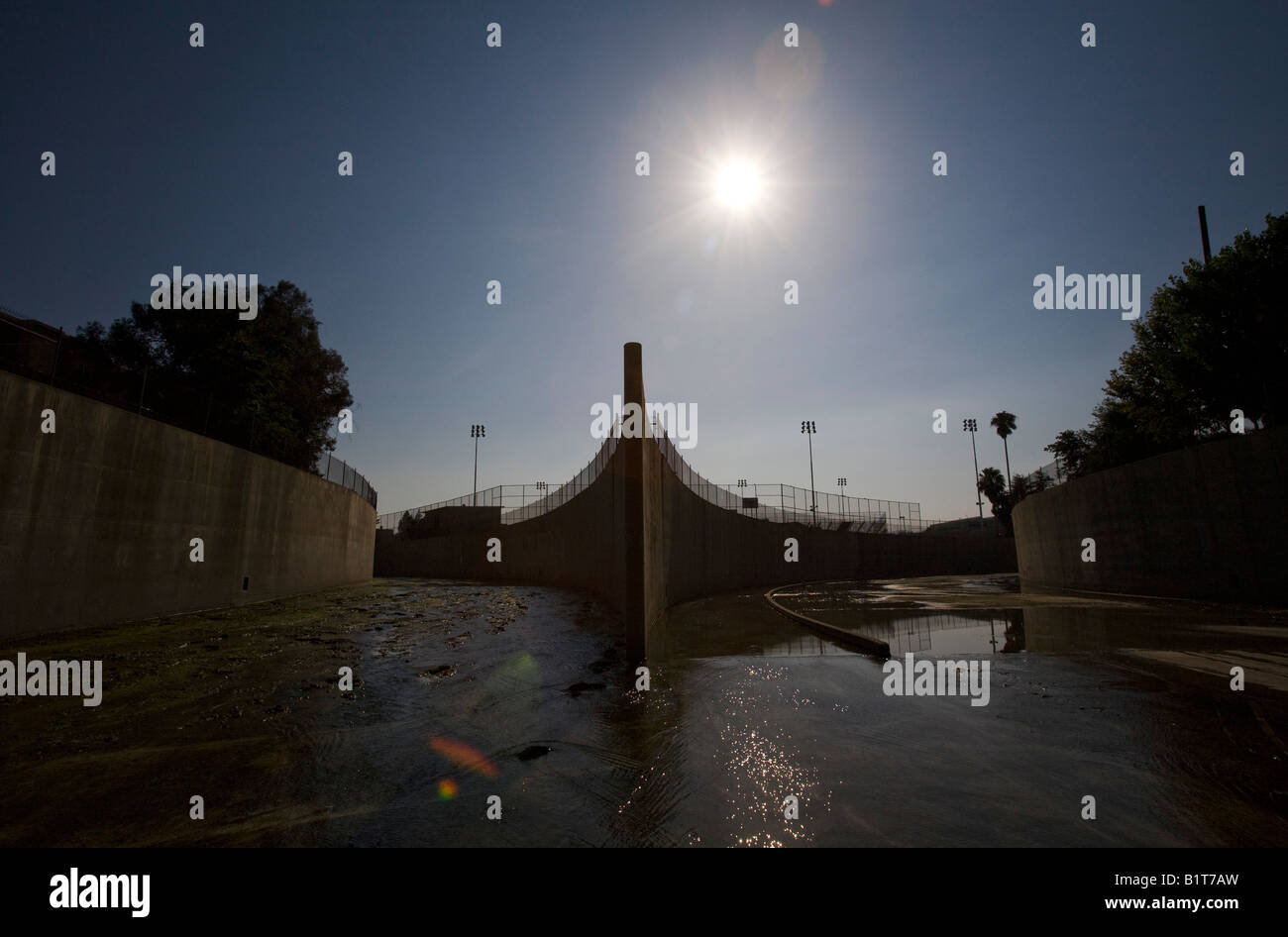 Beginn des Los Angeles River in Canoga Park San Fernando Valley Los Angeles County Stockfoto