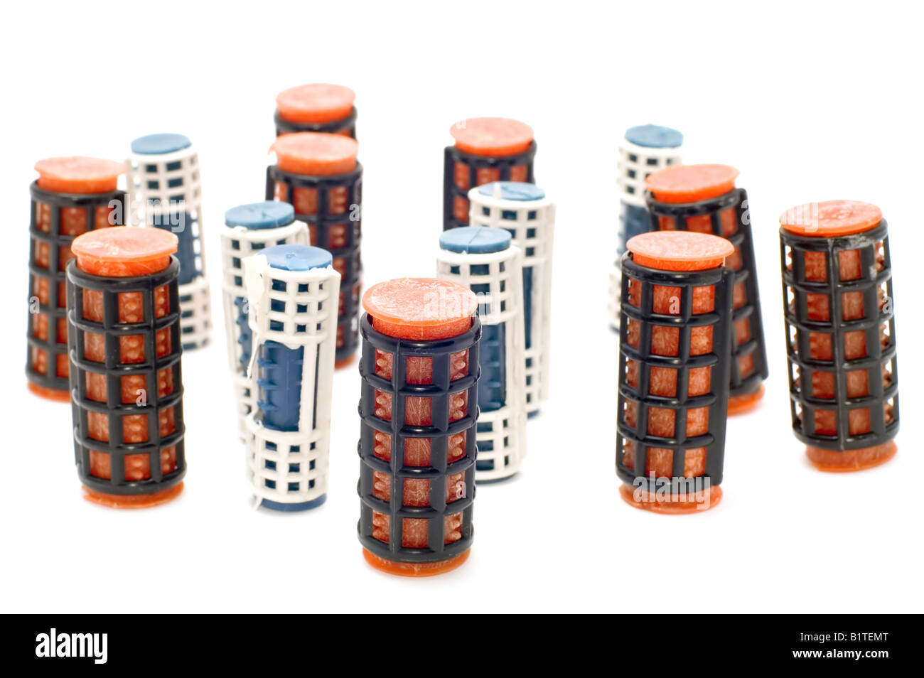 Objekt auf weißen farbigen haircurlers Stockfoto