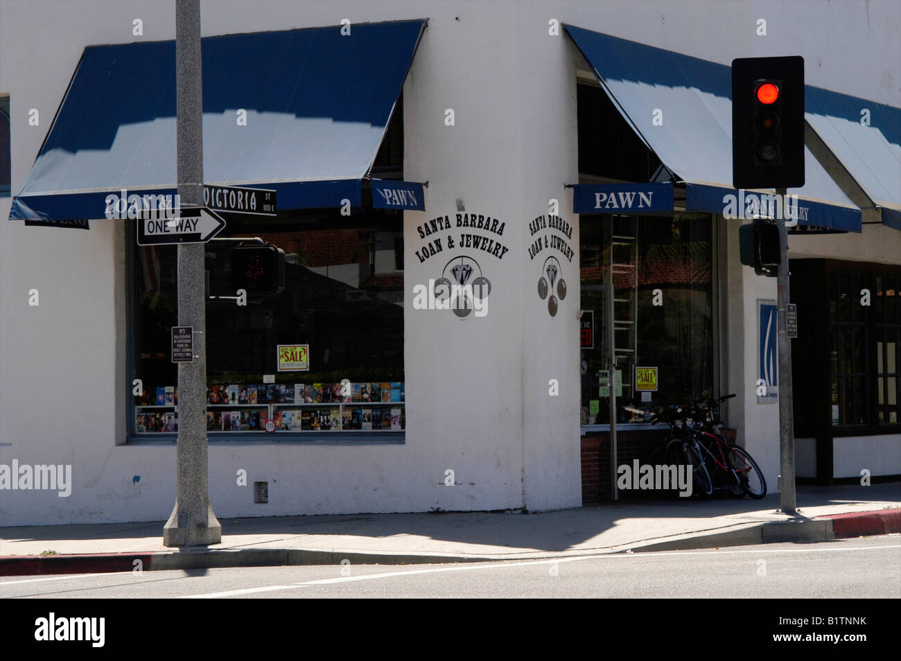 Pfandleiher Shop Hauptstraße building bei Sonnenuntergang, Santa Barbara, Kalifornien, USA Stockfoto