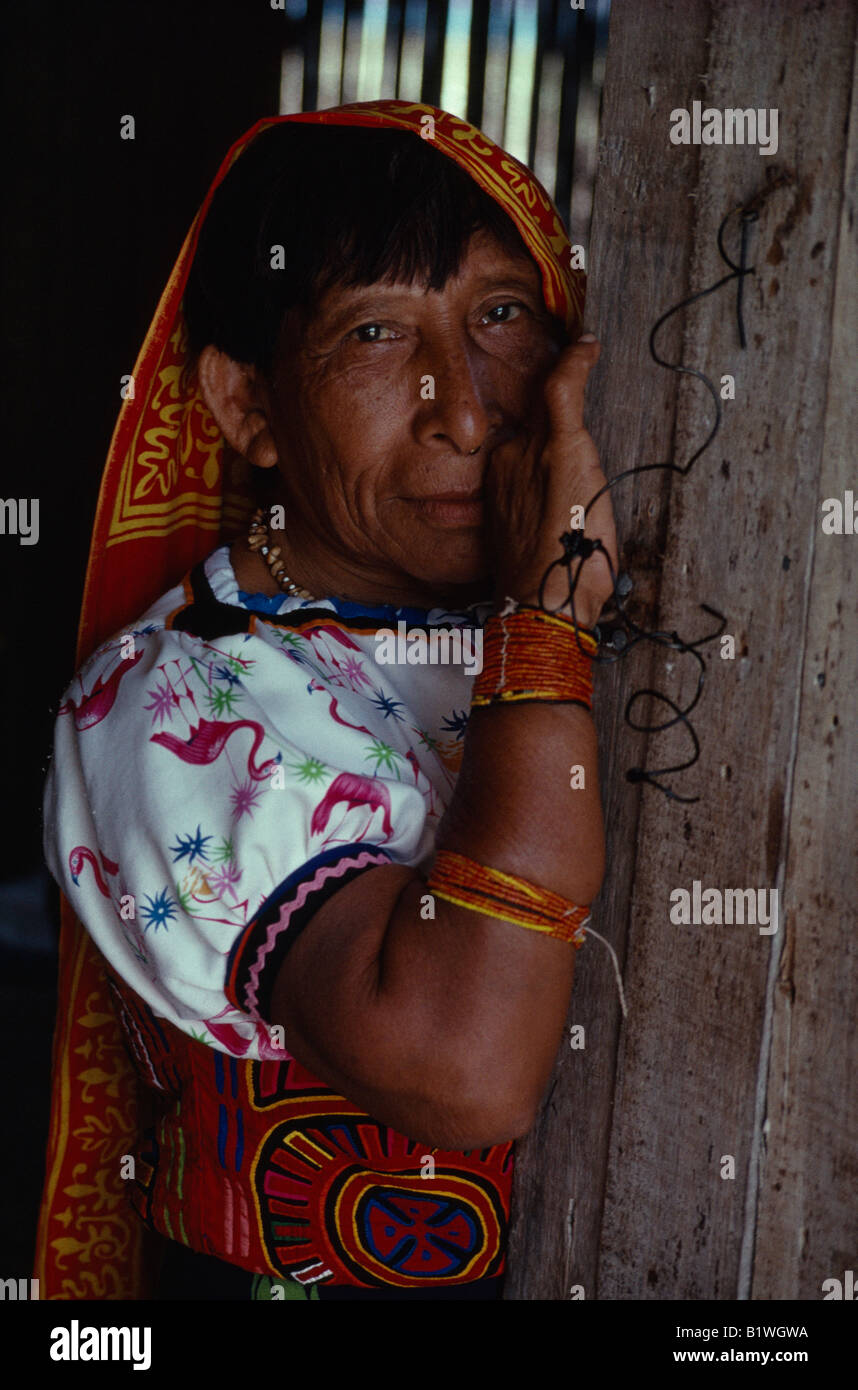 PANAMA San Blas Inseln Kuna-Indianer Stockfoto