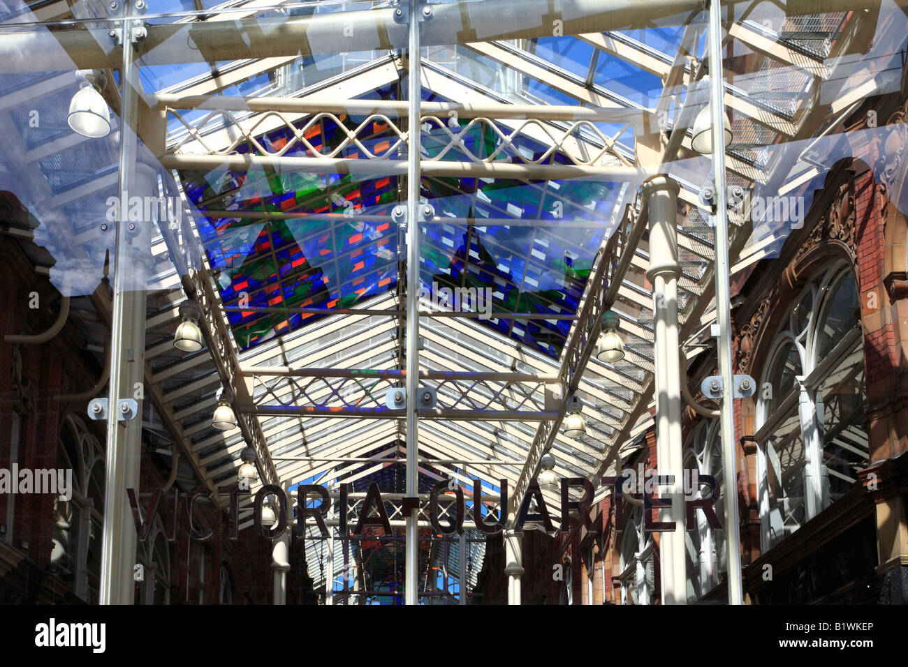 Eingang des Victoria Quarter Einkaufspassage, Leeds, West Yorkshire, England, UK. Stockfoto