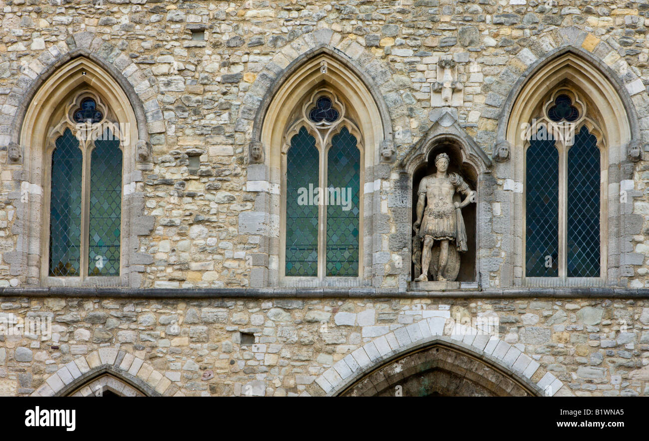 Detail des mittelalterlichen Bargate der Eingang zur alten Stadt von Southampton Hampshire England Stockfoto