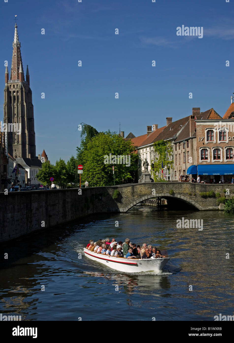 Sehenswürdigkeiten von Europa, Flander, Kanalboot, Brügge, Belgien Stockfoto
