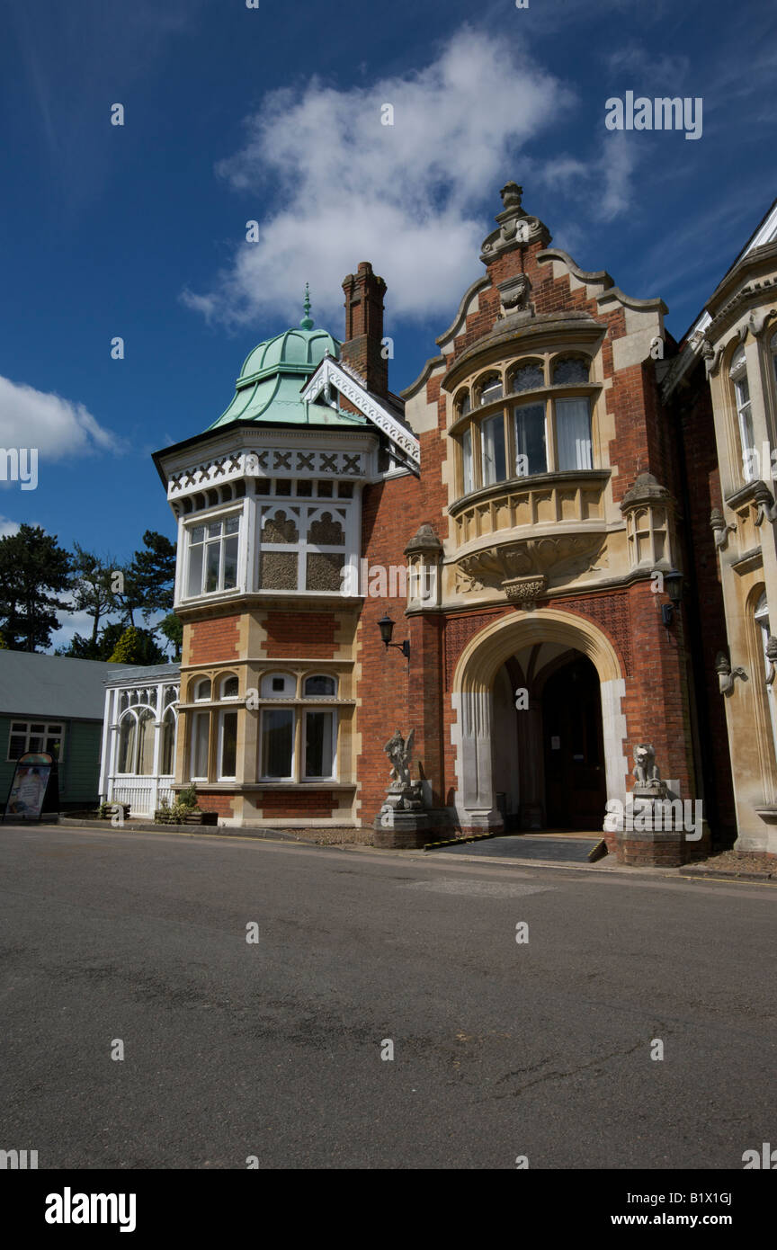 Eingang zum Bletchley Park Manor Bletchley Park Bletchley Milton Keynes Buckinghamshire England UK Stockfoto