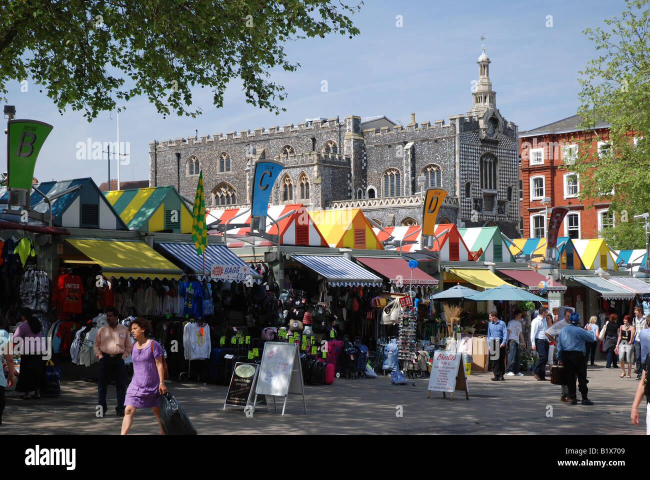 Norwich-Markt und Guildhall, Norfolk Stockfoto