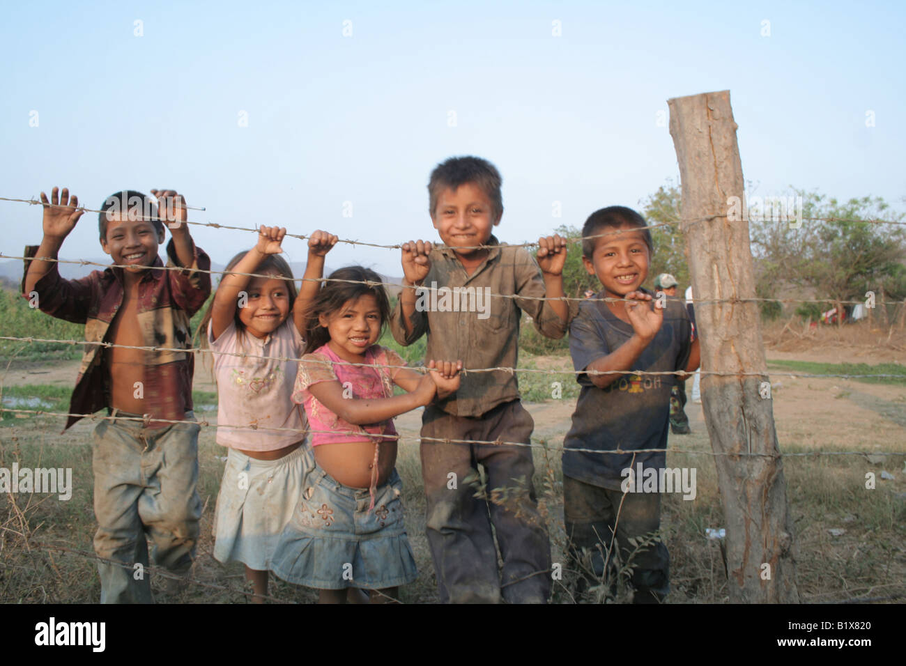 Schmutzig und hungrig Armut betroffenen Kindern in Mexiko Stockfoto