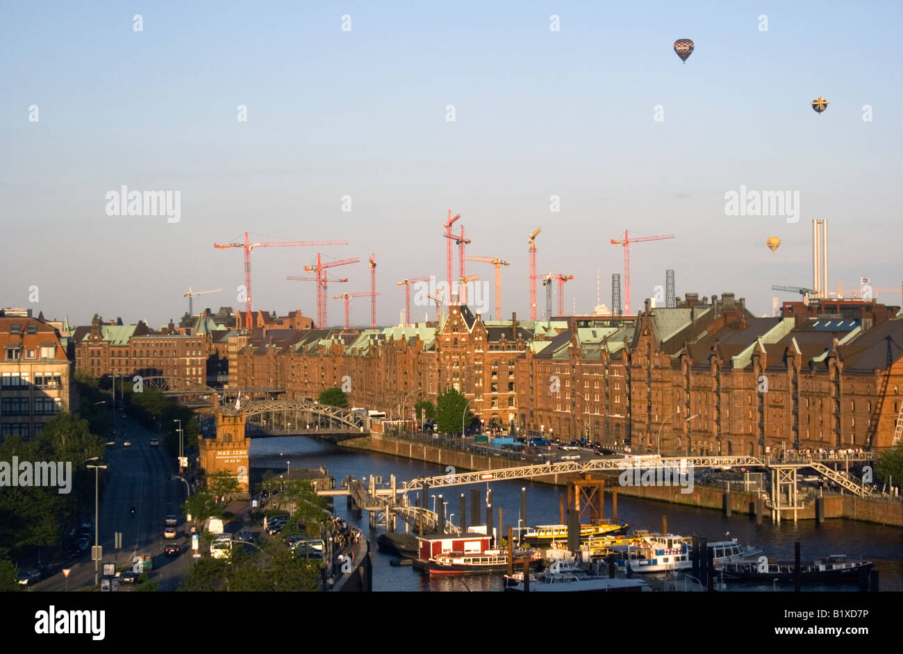 Hamburg Hafencity in der Abendsonne Stockfoto