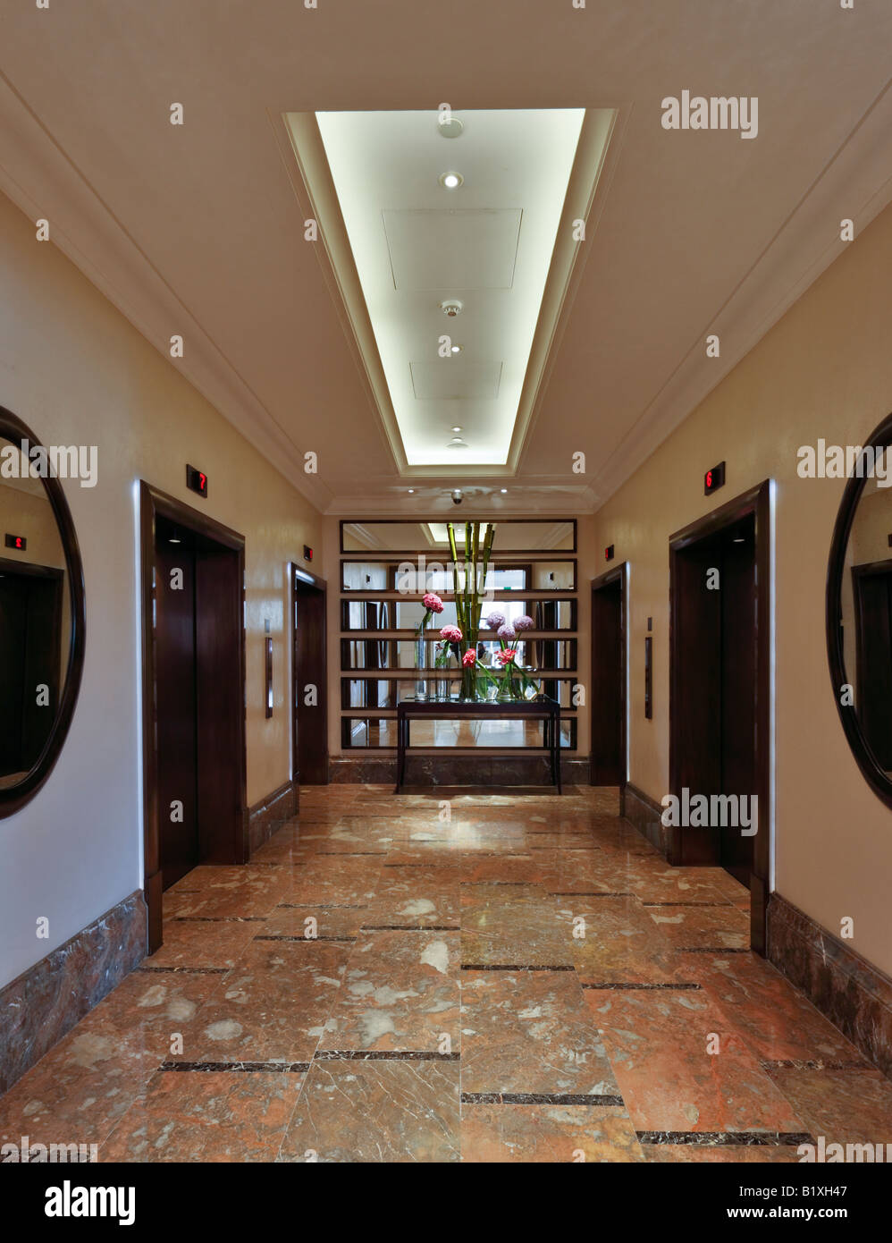 Aufzug Lobby im Intercontinental Hotel Park Lane Stockfoto