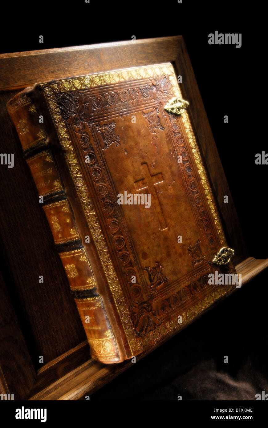 Die heilige Bibel, Religion, alt, Testament, Religion, Religiös, Kirche, gott, Tod, männlich, Männlich, Kreuz Stockfoto