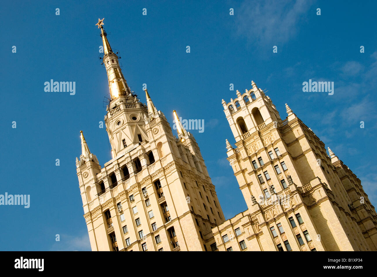 Detail der Stalin-Ära Gebäude am Kudrinskaya-Platz (1954), Moskau, Russland Stockfoto