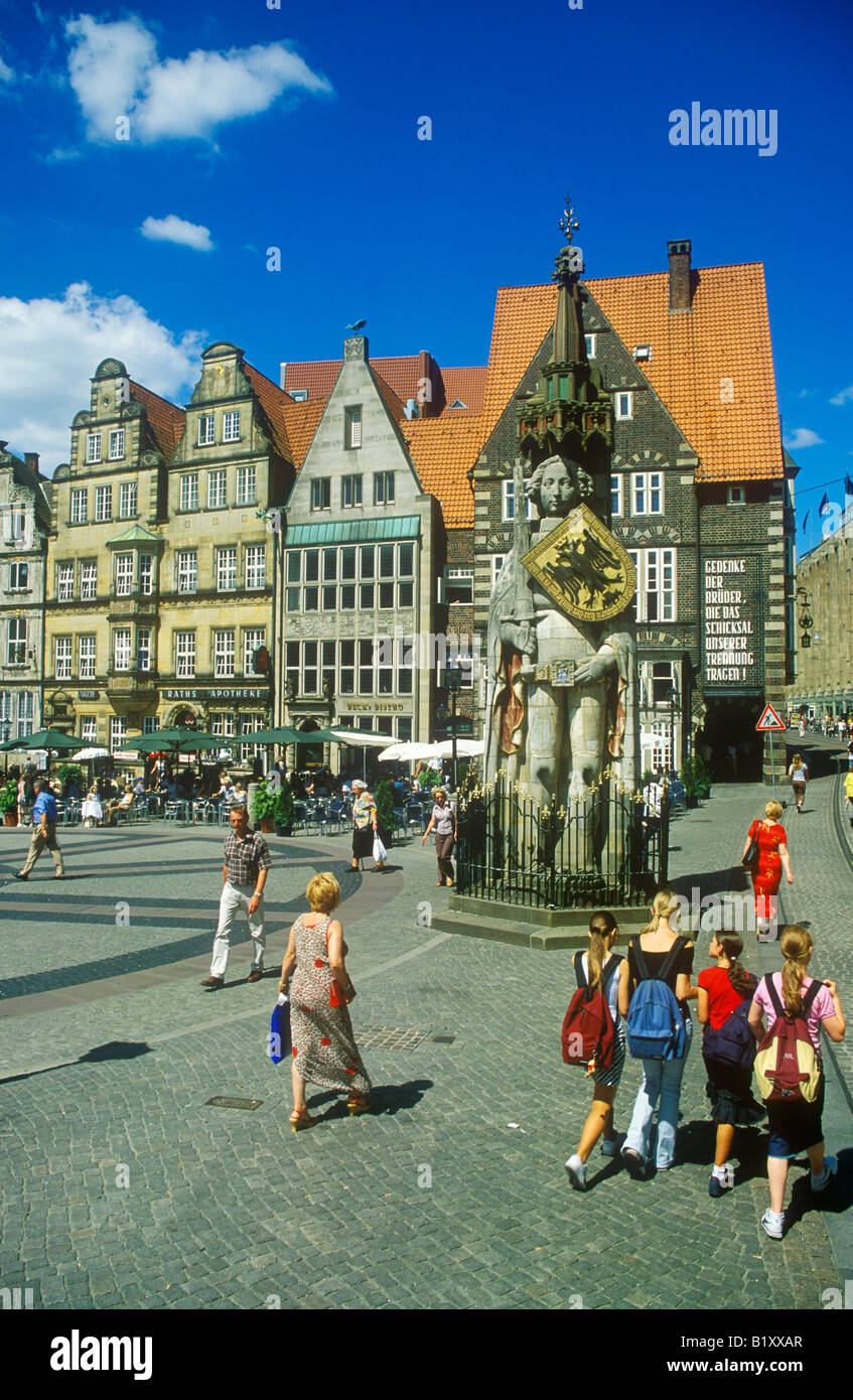 Marktplatz mit Statue von Roland in Bremen, Deutschland Stockfoto
