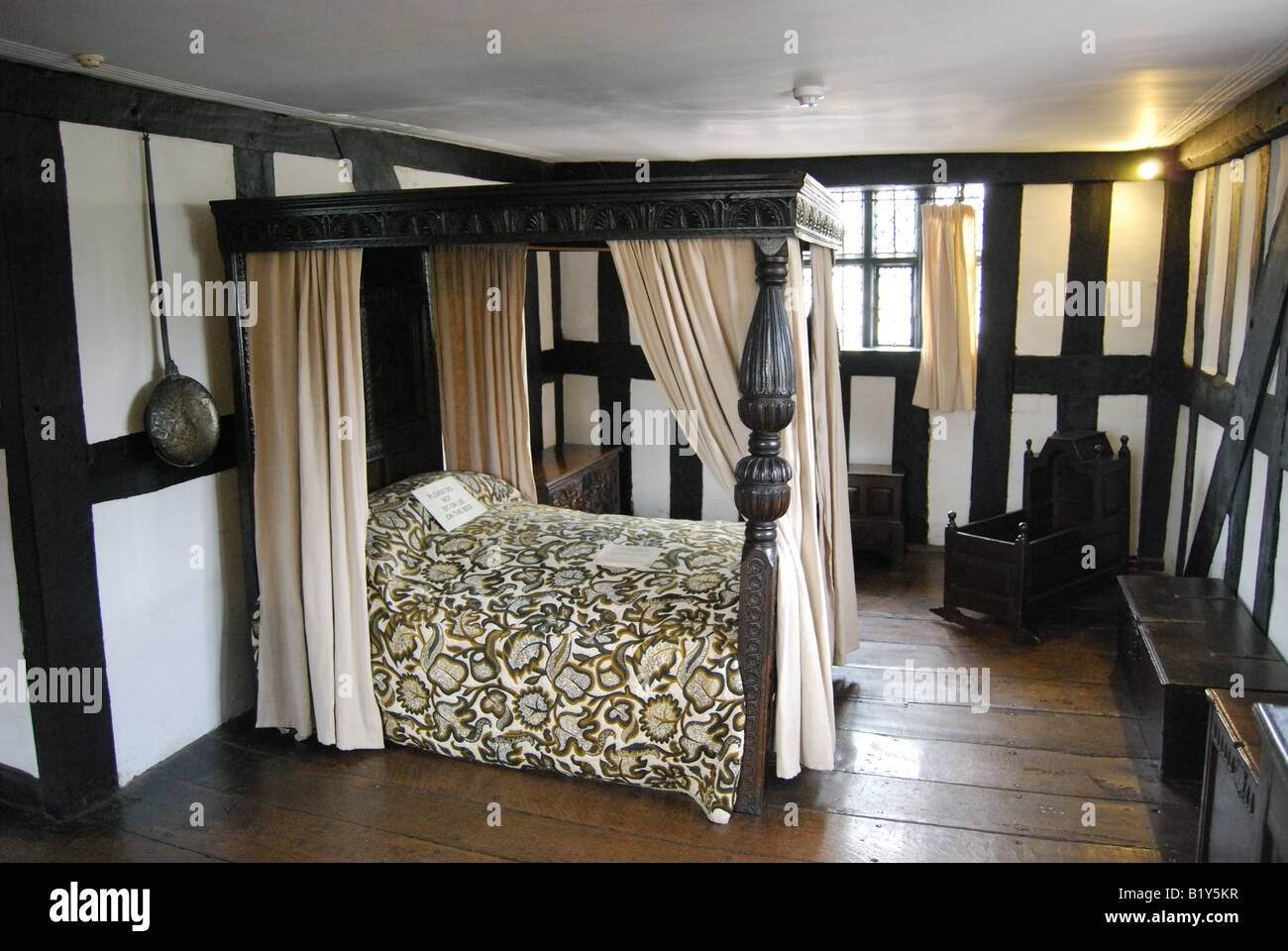 Himmelbett im Schlafzimmer, The Old House, hohe Stadt, Hereford, Herefordshire, England, Vereinigtes Königreich Stockfoto