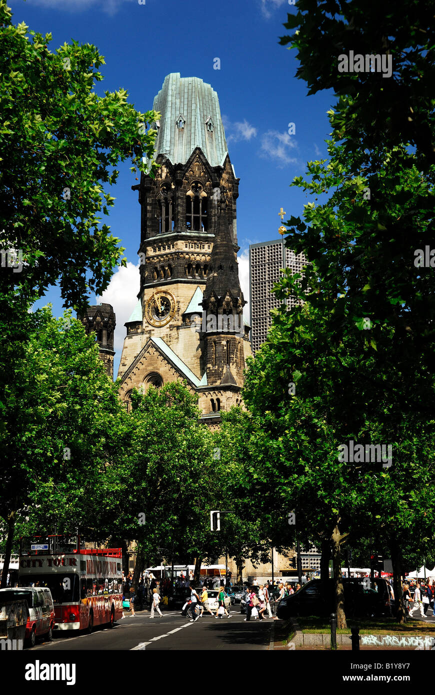 Berlin, Kudamm und Kaiser-Wilhelm-Gedächtnis-Kirche, Deutschland Stockfoto