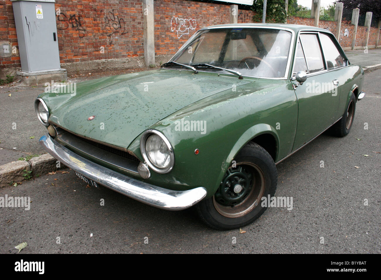 Epoche-Mietwagen in Turin. Fiat 124 sport Stockfoto