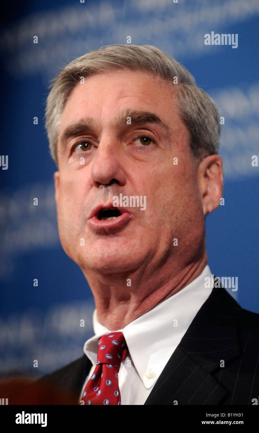 FBI-Direktor Robert S MUELLER III spricht über die Beziehungen zwischen dem FBI und den Medien im National Press Club Mittagessen ich Stockfoto