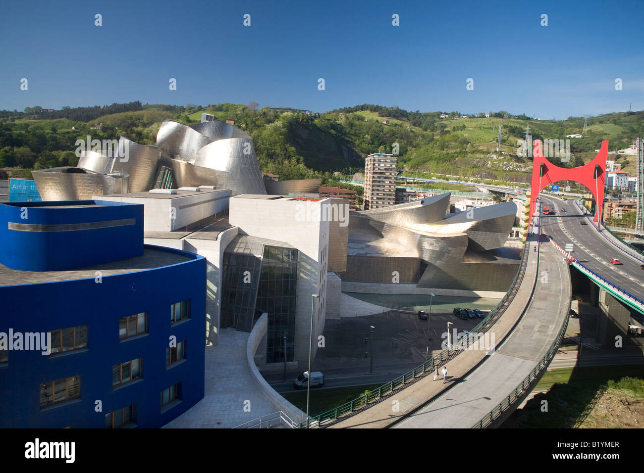 Guggenheim Museum in Bilbao Bilbo Spanien Europa EU Baskenland bei Tageslicht Stockfoto