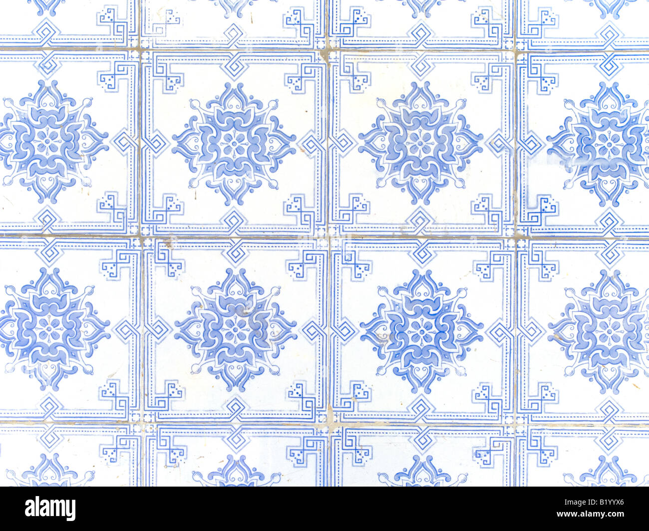 Typischen weißen und blauen portugiesische Fliesen genannt Azulejos Stockfoto