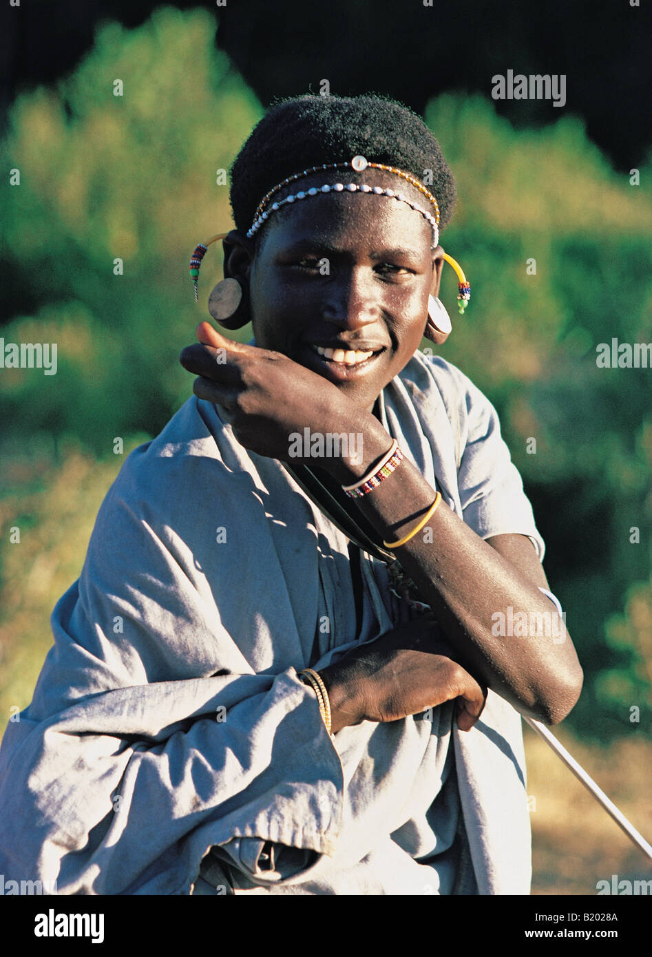 Samburu Krieger oder Moran tragen traditionelle Perlen Halsketten und Ohr Ornamente Maralal Nothern Kenia in Ostafrika Stockfoto