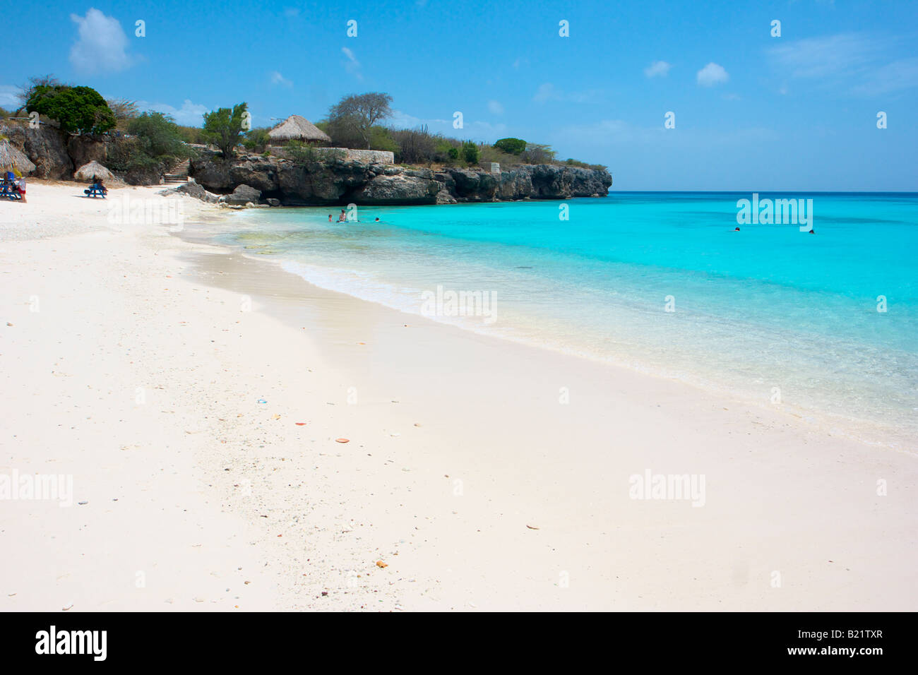 Strand-Szene von Knip Badebucht auf der tropischen Insel Curacao Stockfoto