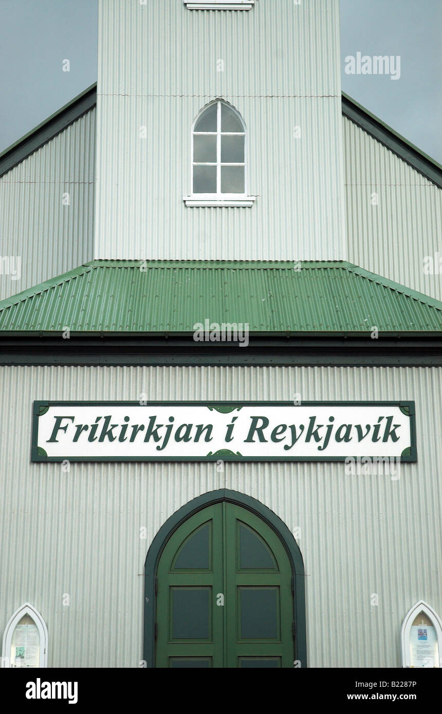 Außenansicht der Kirche Frikirkjan, Reykjavik, Island Stockfoto