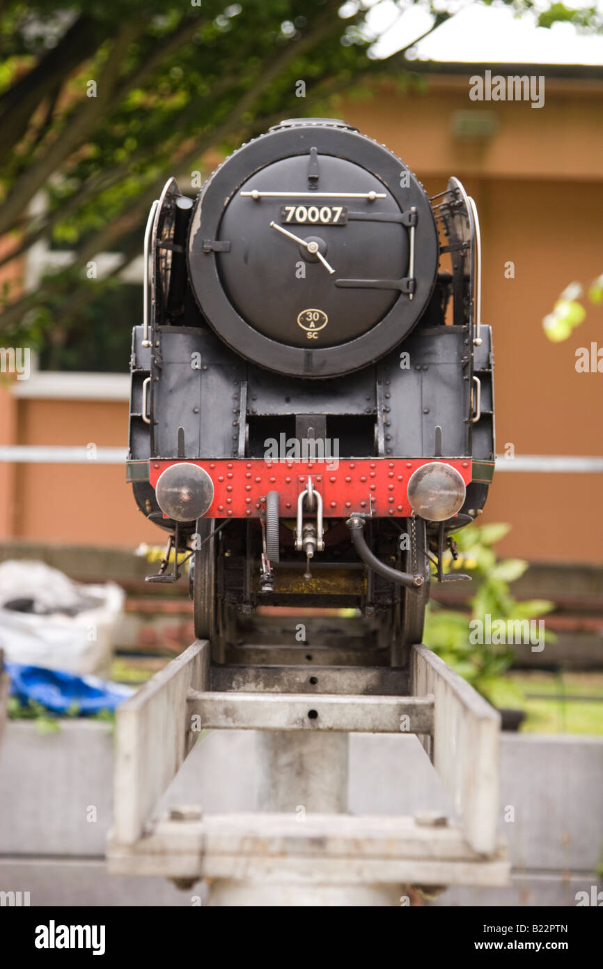 7,25 Zoll Spurweite Modell der Britannia Klasse Dampf Lok, Löwenherz, Anzahl 70007 Stockfoto