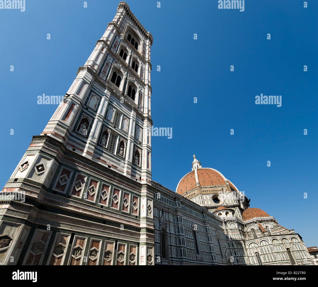 Basilica di Santa Maria del Fiore, Giotto des Campanile und der Duomo, Piazza San Giovanni, Florenz, Toskana, Italien Stockfoto