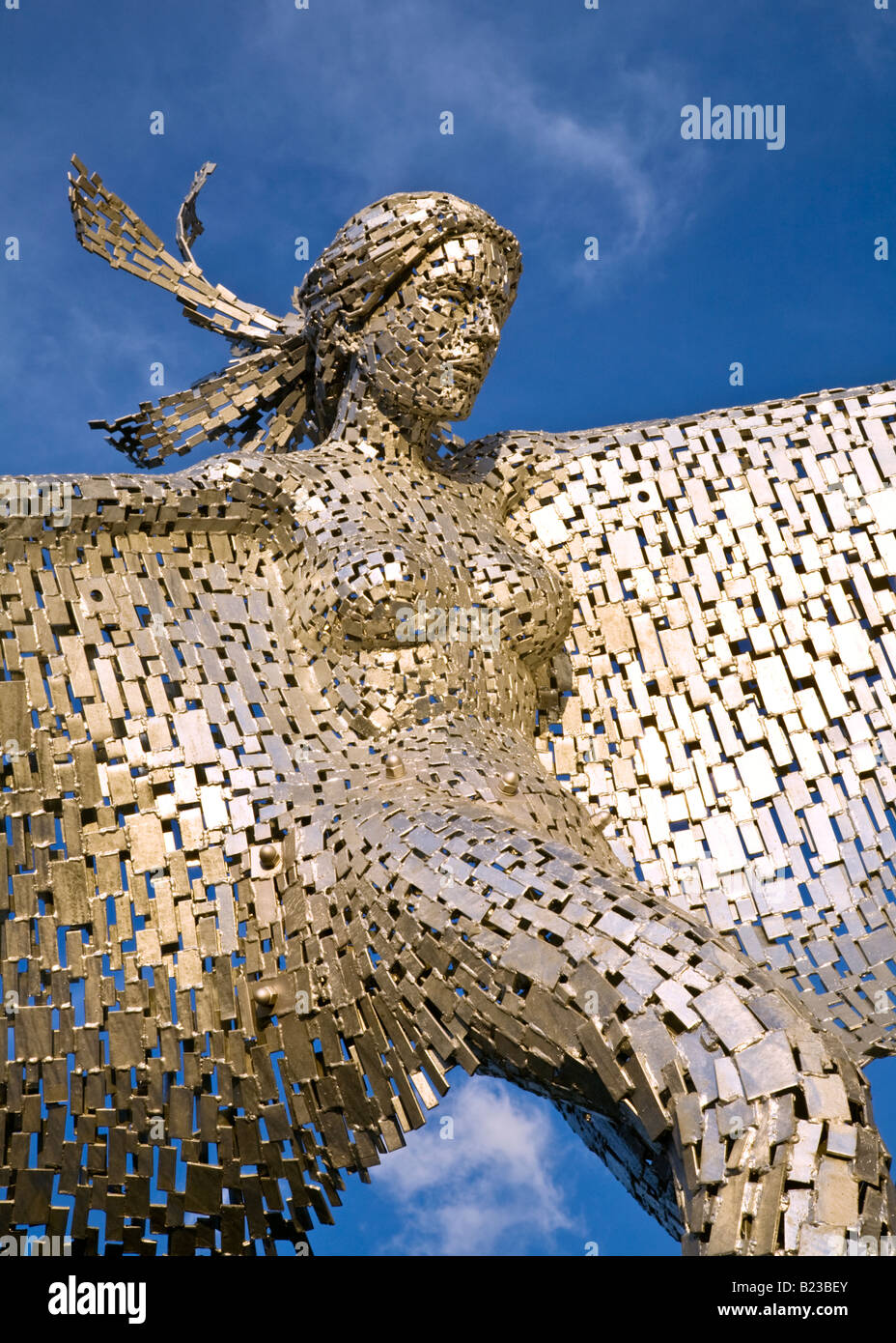Andy Scott moderne Stahl-Skulptur mit dem Titel steigen am Hafen von Glasgow, Glasgow, Schottland. Stockfoto