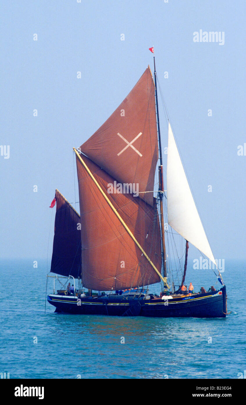 Thames Barge Schiff Segelboot, die Clacton Essex braune Segel segelte Boot Nordsee England UK Stockfoto