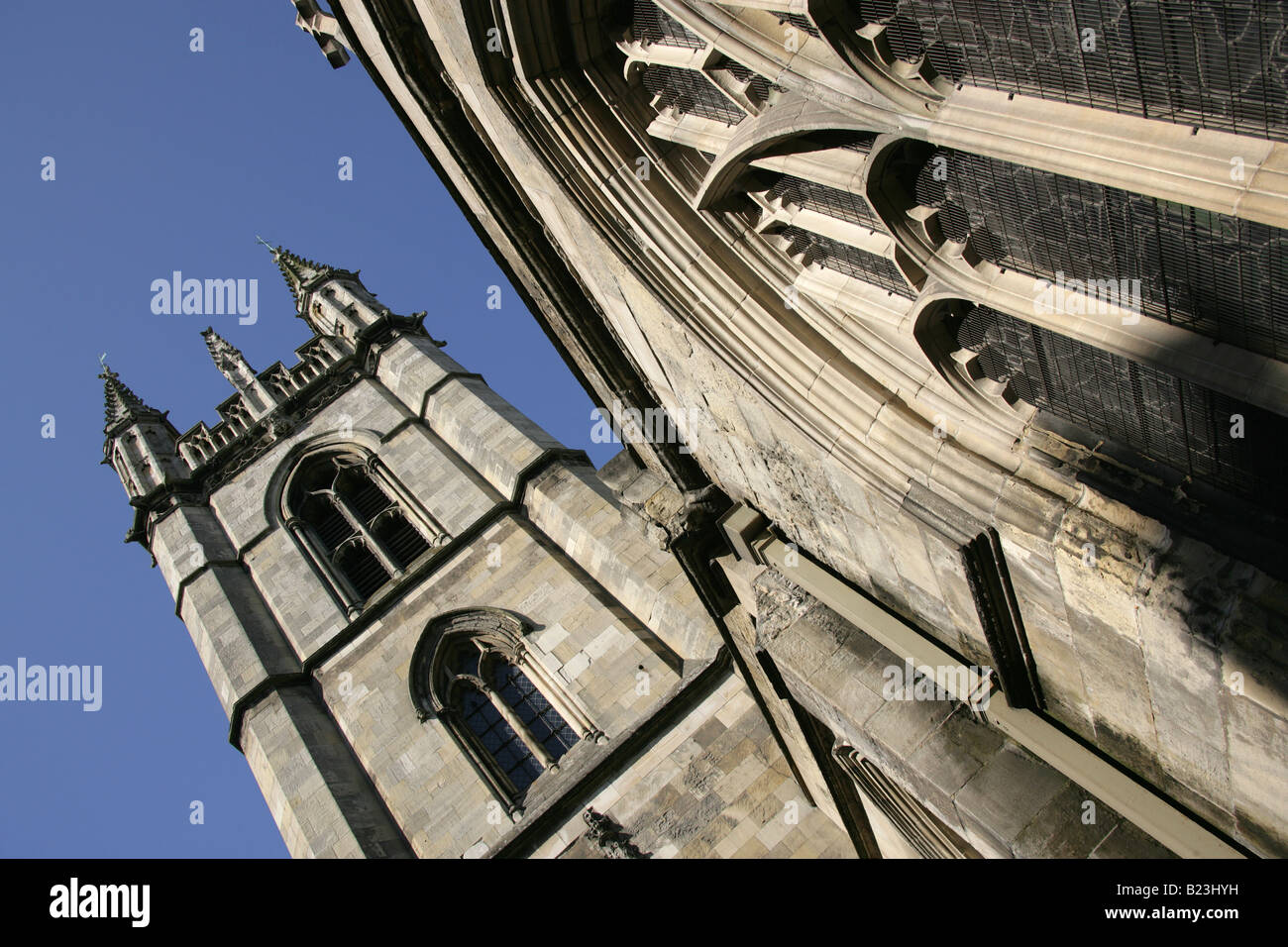 Stadt von Kingston upon Hull, England. Seitlicher Blick auf St Mary Kirche der Gottesmutter am Rumpf des Lowgate gelegen. Stockfoto