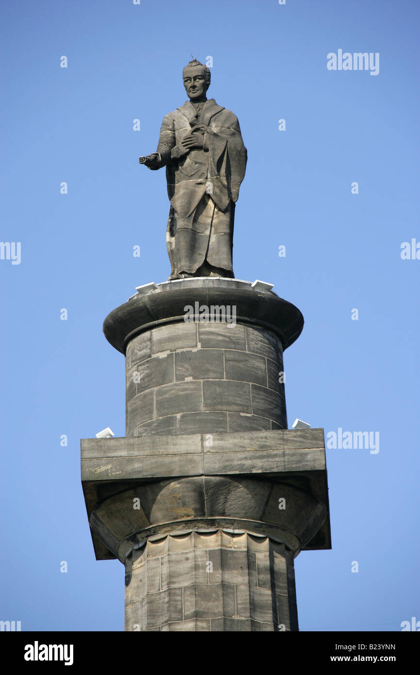 Stadt von Kingston upon Hull, England. Nahaufnahme des William Wilberforce Denkmals am Rumpf College. Stockfoto