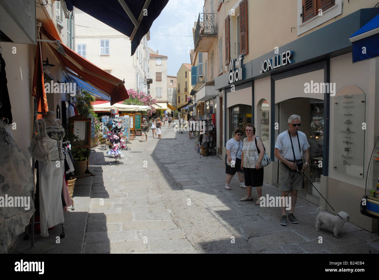 Eine Hauptstraße die Nord Korsika Calvi Stockfoto