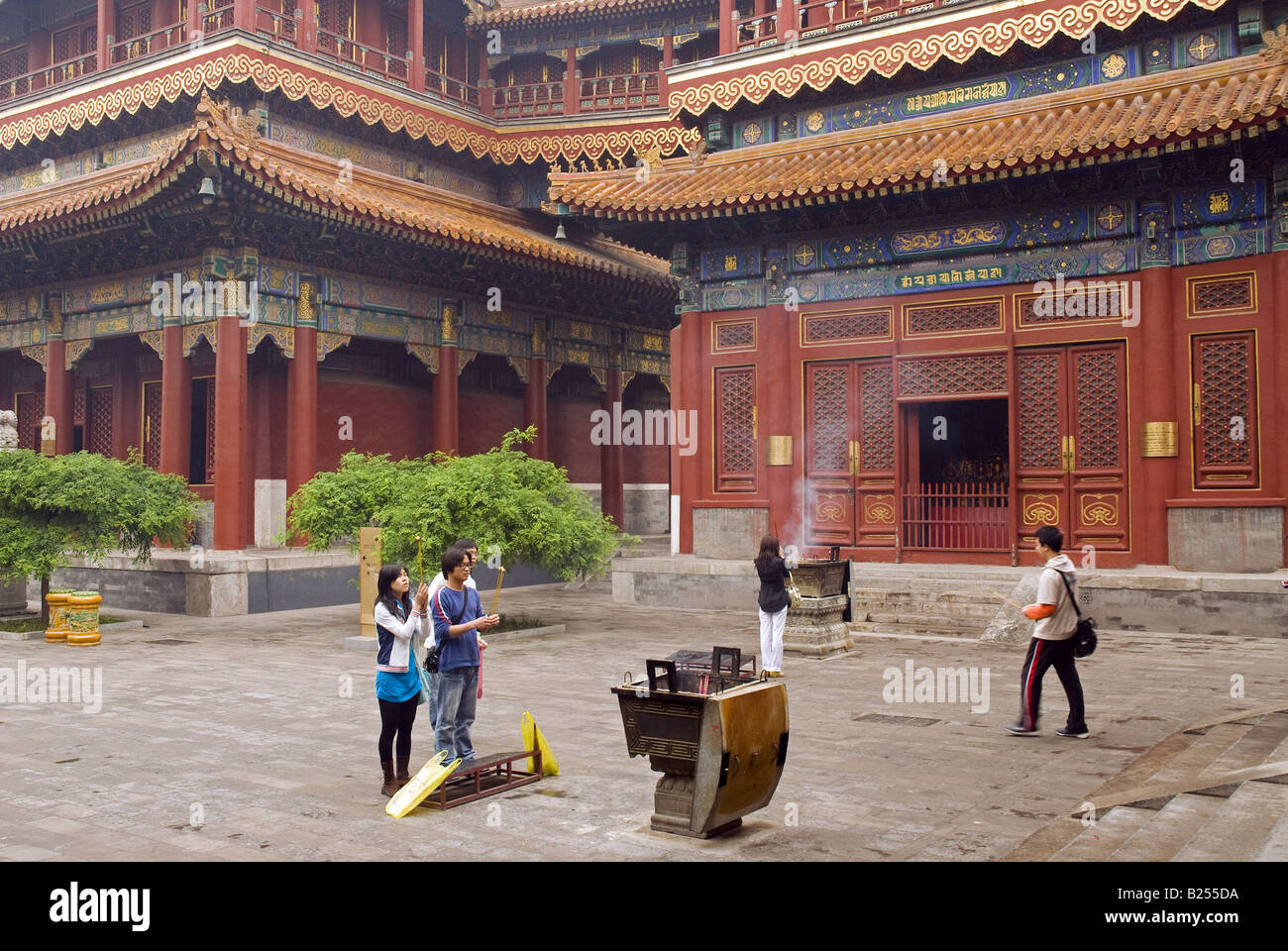 Wanfu-Ge und Yongkang Ge Pavillons 1748 1750 Lama Tempel Yonghe Gong Peking China Stockfoto