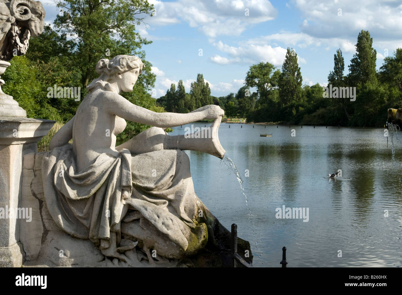 Skulptur in den italienischen Gärten in Kensington Gardens, London, England, Großbritannien Stockfoto
