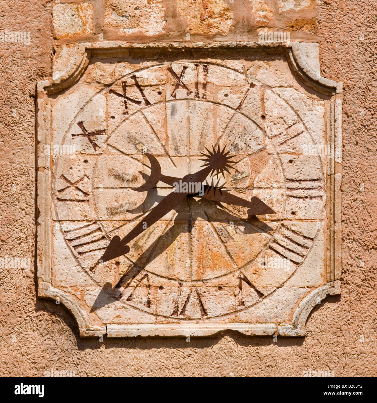 Kirche clock Roussillon provence frankreich Stockfoto