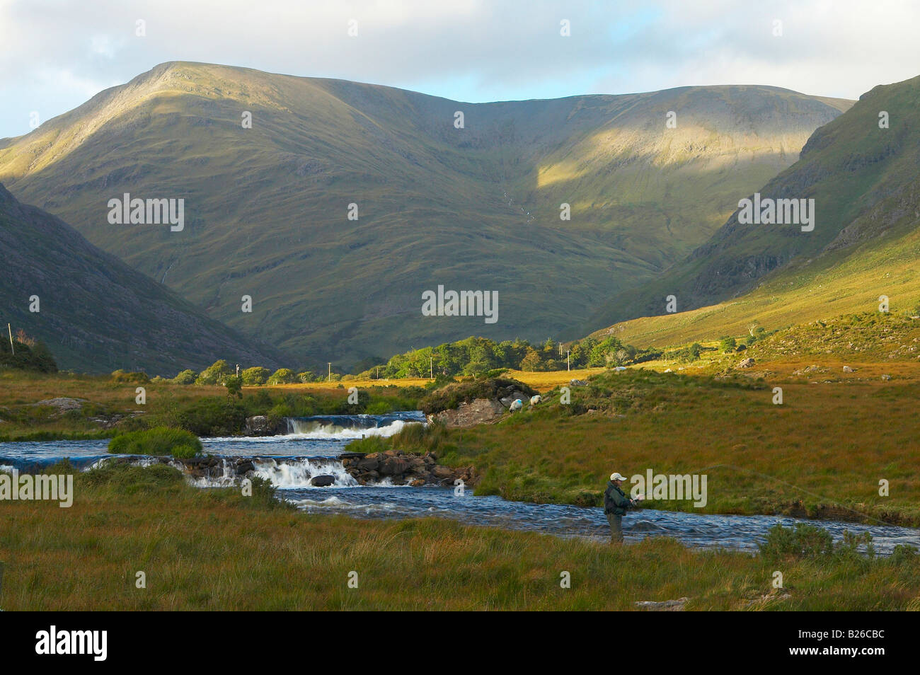 Outdoor-Foto, Doo Lough Pass, Sheeffry Hills, County Mayo, Irland, Europa Stockfoto