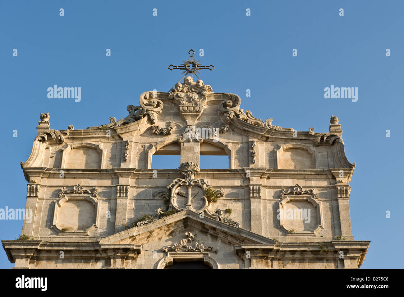 Vorderseite der Chiesa di Santa Lucia Alla Badia Stockfoto