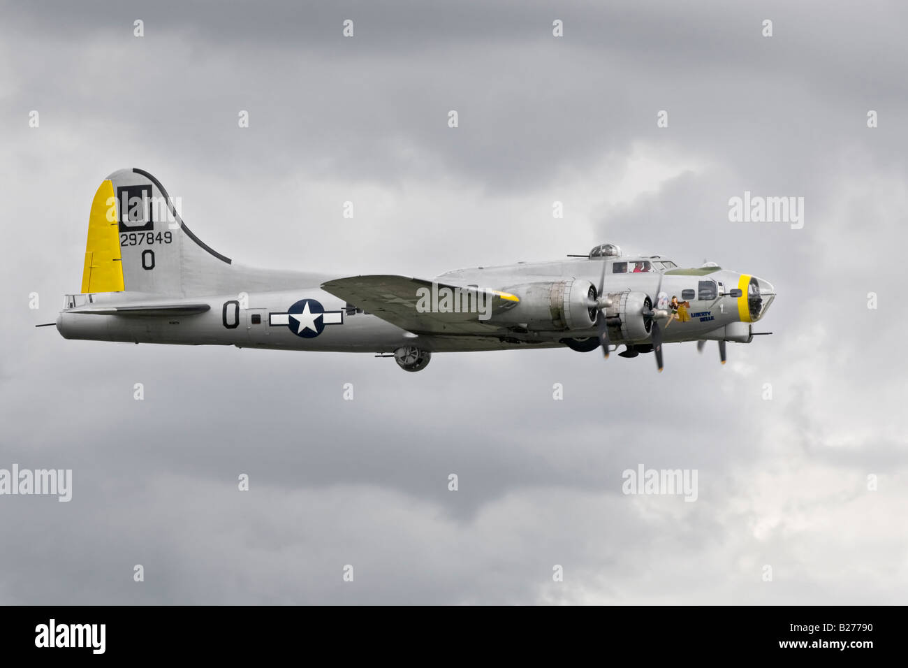 Boeing B17G fliegen Fortresss Liberty Belle Stockfotografie Alamy