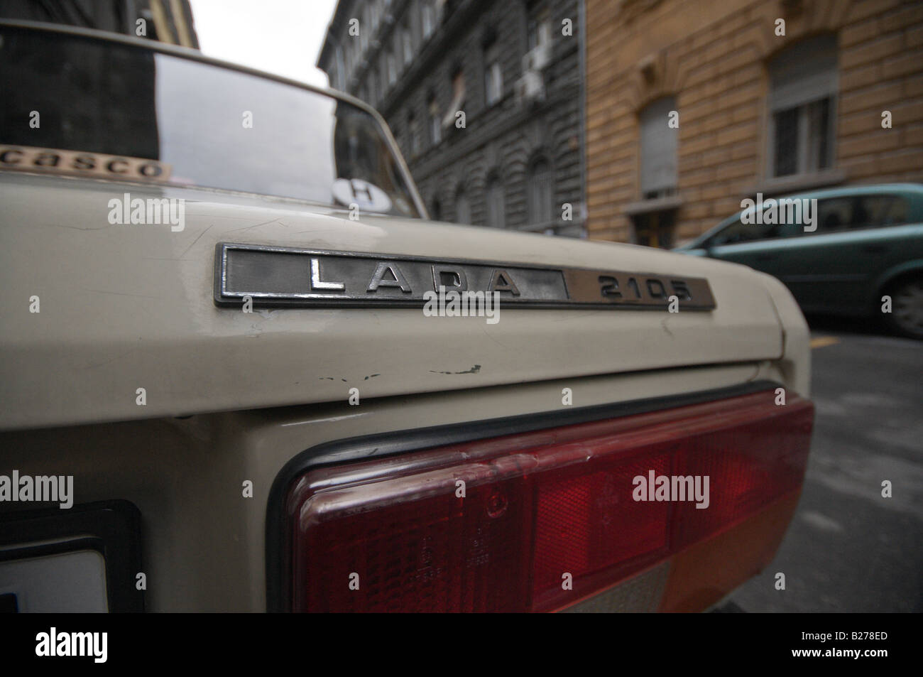 Lada 2105.  Hinten-Abzeichen Stockfoto