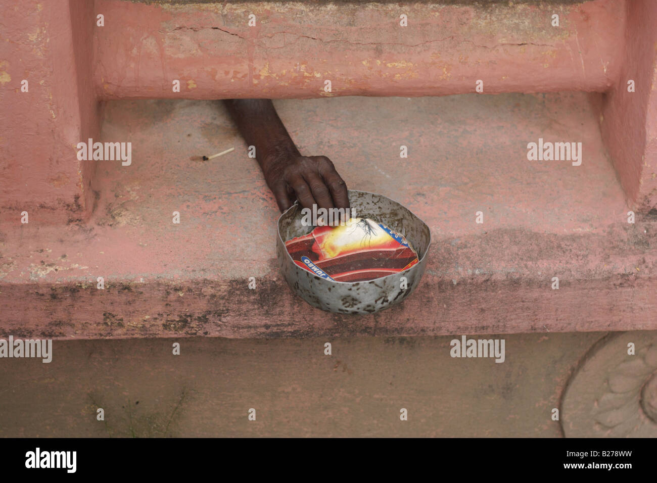 Bettler Hand in Bodhgaya, Indien Stockfoto