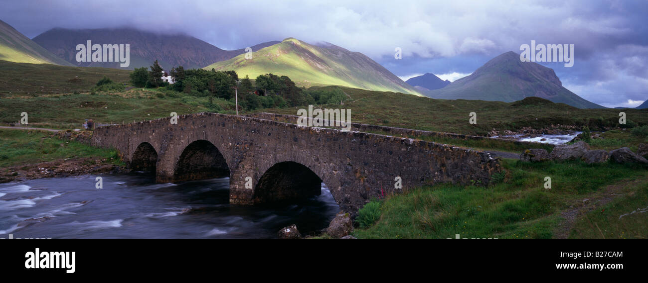 Die alte Brücke in Sligachan, Skye, Schottland Stockfoto