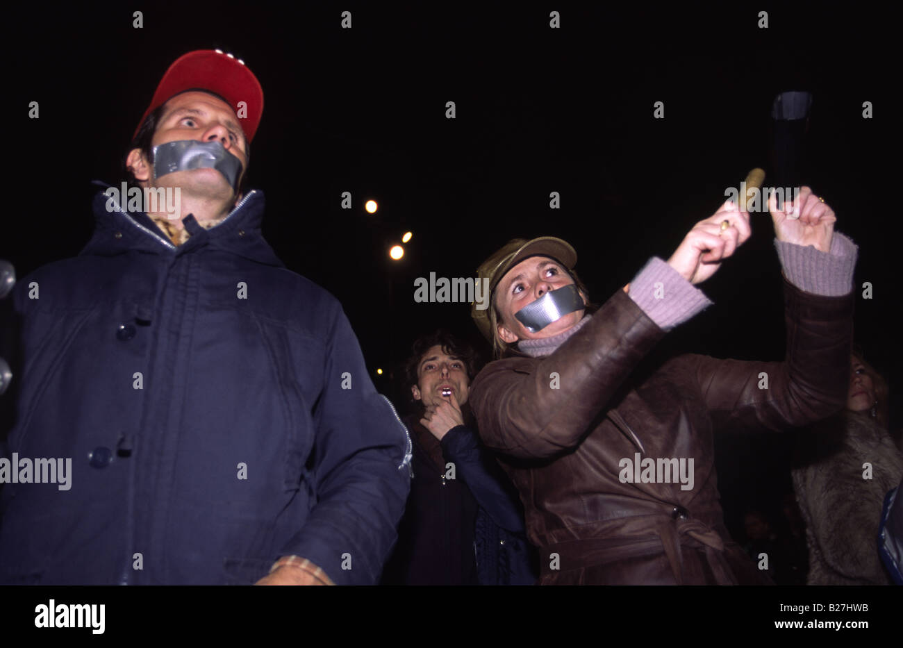 Gagged crime -Fotos und -Bildmaterial in hoher Auflösung – Alamy