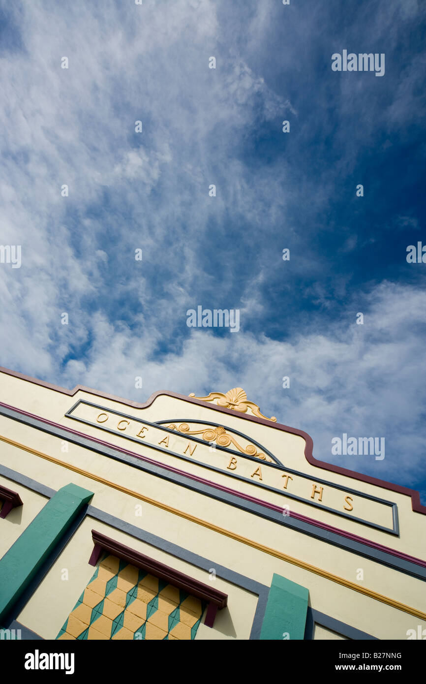 Charakteristische Fassade des Art-Deco-Stil Ozean Bäder in Newcastle, New South Wales, Australien. Stockfoto