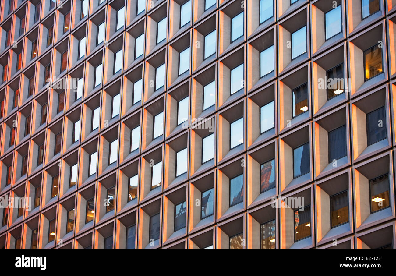 Niedrigen Winkel Ansicht Hochhaus, New York City, New York, Vereinigte Staaten von Amerika Stockfoto