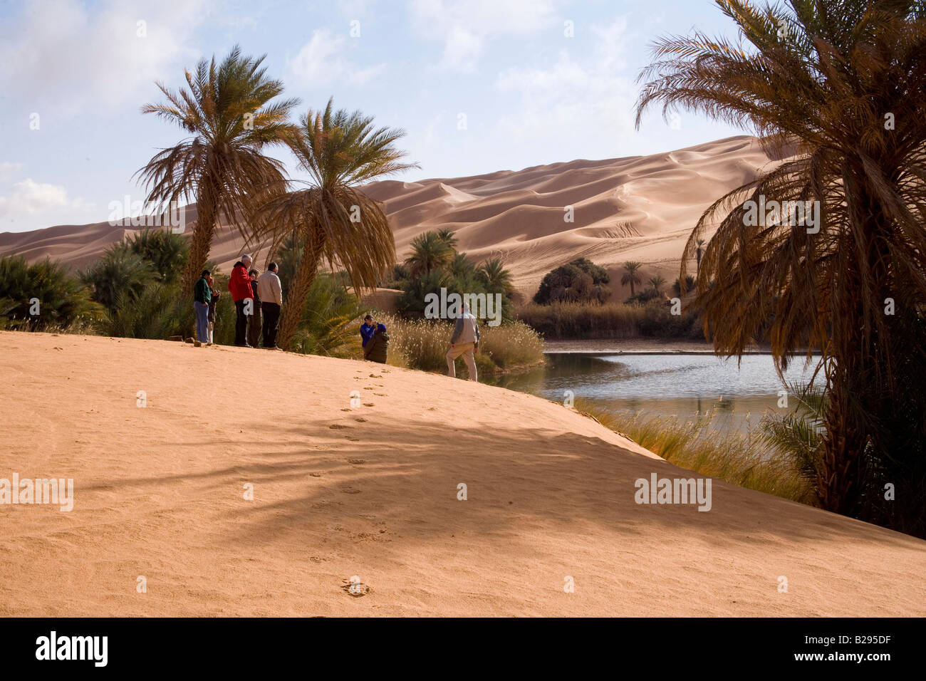 Libyen Sahara Desert Oasis See Umm el Ma Stockfoto Libyen Sahara Desert Oasis See Umm el Ma Stockfoto
